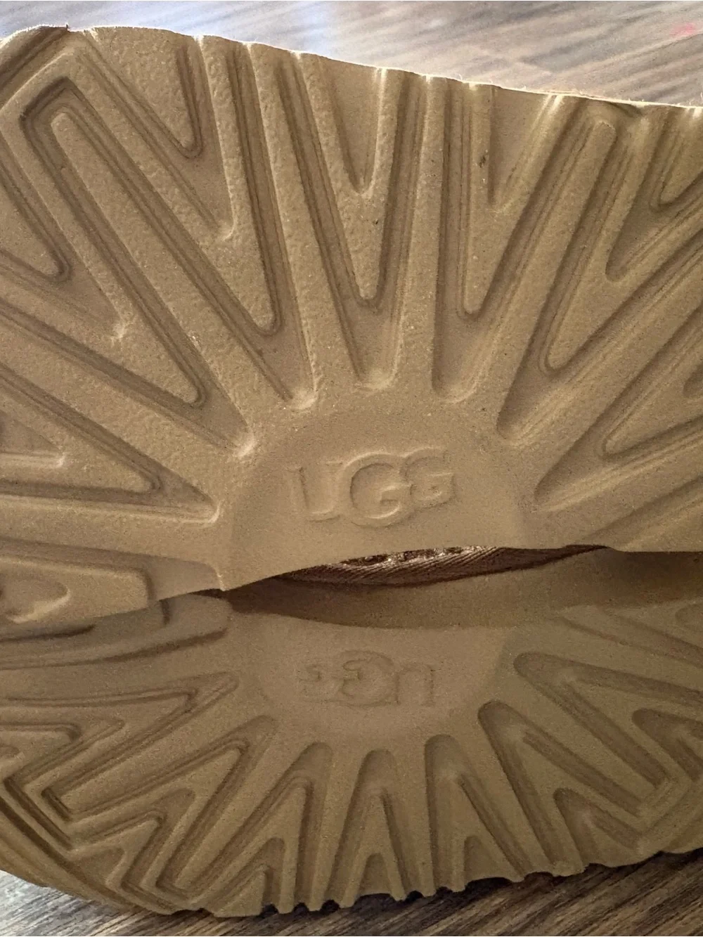 UGG Leopard Boots Girls New Classic Size 13